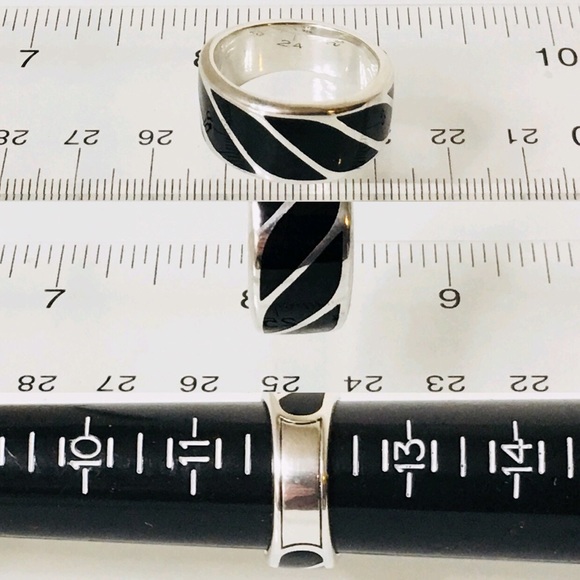 David Yurman Sterling Black Onyx Graphic Band Ring - Picture 5 of 7